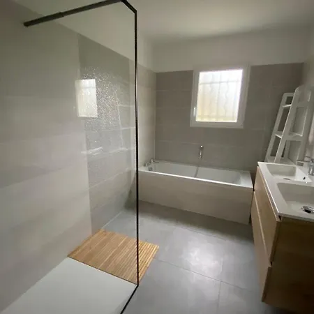 Le Des Acacias * Montech