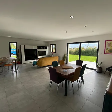 Le Des Acacias Tatil Evi