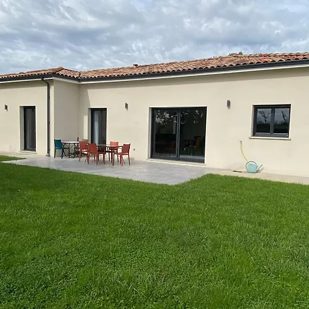 Le Des Acacias Tatil Evi *